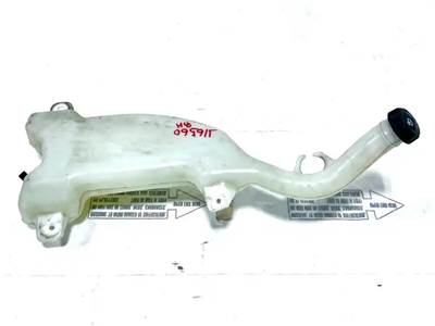 Freightliner Cascadia 125 Windshield Washer Reservoir