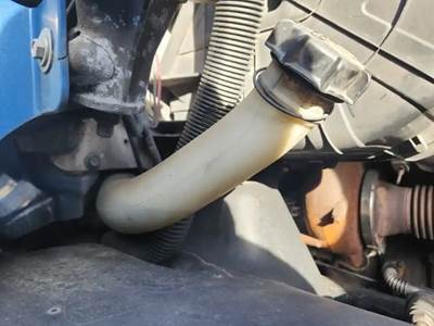 Freightliner Cascadia 125 Windshield Washer Reservoir