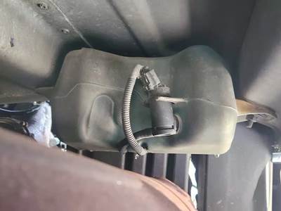 Freightliner Cascadia 125 Windshield Washer Reservoir