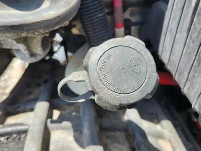 Freightliner Cascadia 126 Windshield Washer Reservoir