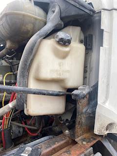 Freightliner Columbia 120 Windshield Washer Reservoir