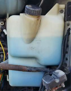 Freightliner Columbia 120 Windshield Washer Reservoir