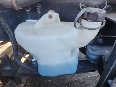 Freightliner M2 106 Windshield Washer Reservoir