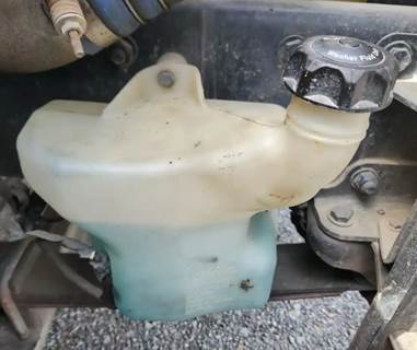 Freightliner M2 106 Windshield Washer Reservoir