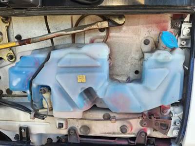 GMC T7500 Windshield Washer Reservoir
