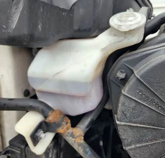 Hino 268 Windshield Washer Reservoir