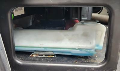 Hino 338 Windshield Washer Reservoir