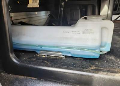 Hino 338 Windshield Washer Reservoir