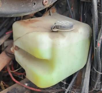 International 2574 Windshield Washer Reservoir