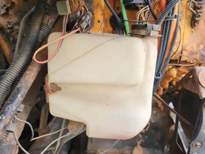 International 2574 Windshield Washer Reservoir