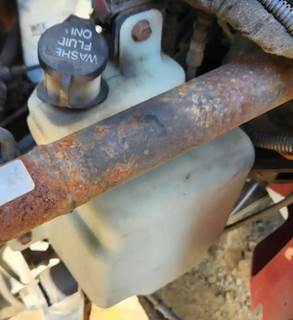 International 4400 LP Windshield Washer Reservoir