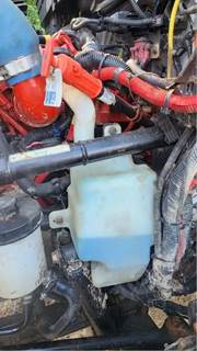 International DuraStar 4300 Windshield Washer Reservoir