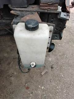 International DuraStar 4300 Windshield Washer Reservoir