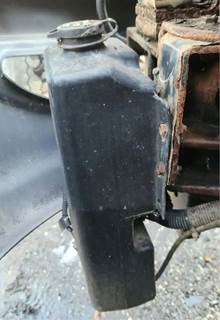 International DuraStar 4400 Windshield Washer Reservoir