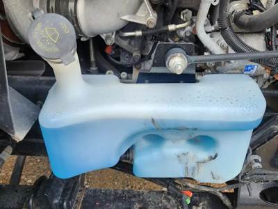 International RH613 Windshield Washer Reservoir