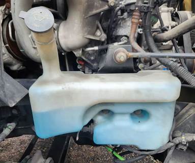 International RH613 Windshield Washer Reservoir