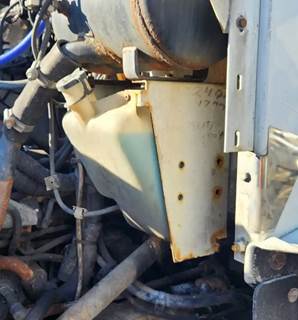 Kenworth T300 Windshield Washer Reservoir