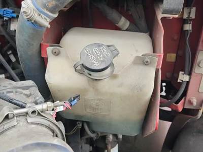 Kenworth T370 Windshield Washer Reservoir