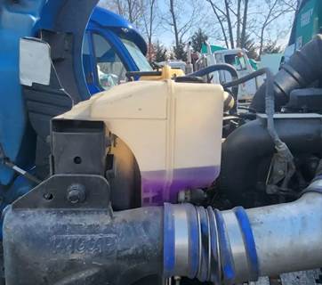 Kenworth T680 Windshield Washer Reservoir