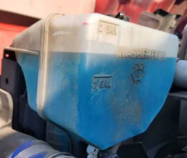 Kenworth T680 Windshield Washer Reservoir
