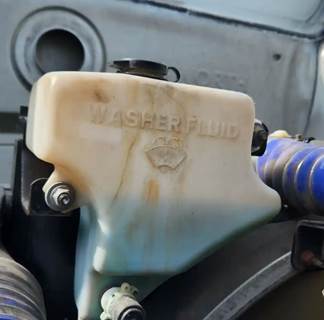 Kenworth T680 Windshield Washer Reservoir