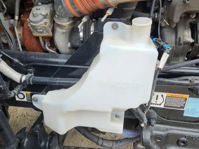 Kenworth T680 Windshield Washer Reservoir