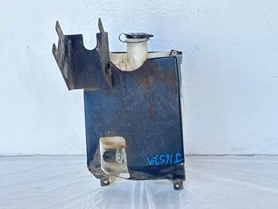 Kenworth T800 Windshield Washer Reservoir