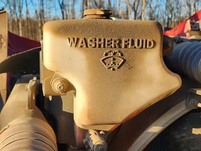 Kenworth T880 Windshield Washer Reservoir