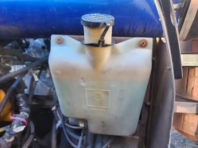 Kenworth W900 Windshield Washer Reservoir