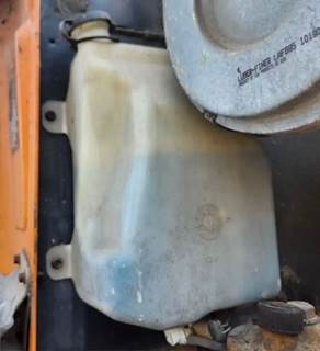 Mack CH612 Windshield Washer Reservoir