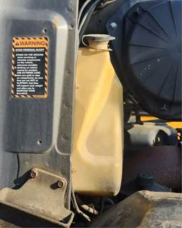 Mack CH613 Windshield Washer Reservoir
