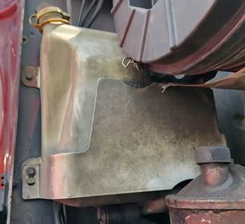 Mack Granite CV713 Windshield Washer Reservoir for a 2005 Mack CV713 Granite