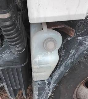 Mitsubishi FEC52S Windshield Washer Reservoir