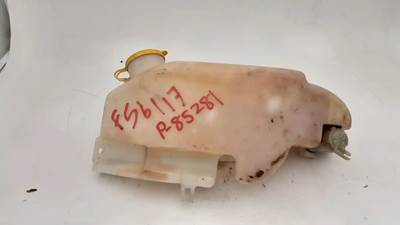 Nissan UD1400 Windshield Washer Reservoir for a 2009 Ud/Nissan UD1400