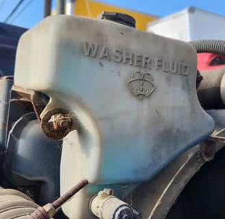 Peterbilt 335 Windshield Washer Reservoir