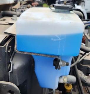 Peterbilt 335 Windshield Washer Reservoir