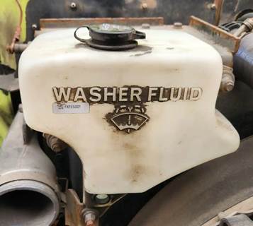 Peterbilt 348 Windshield Washer Reservoir