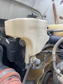 Peterbilt 367 Windshield Washer Reservoir