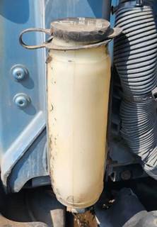Peterbilt 387 Windshield Washer Reservoir