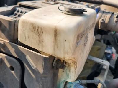Peterbilt 388 Windshield Washer Reservoir