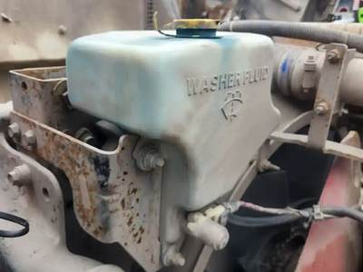 Peterbilt 567 Windshield Washer Reservoir