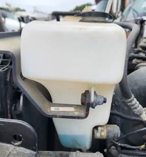 Peterbilt 579 Windshield Washer Reservoir