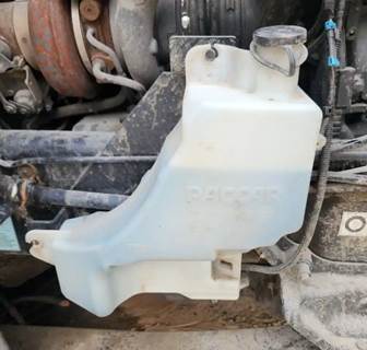 Peterbilt 579 Windshield Washer Reservoir