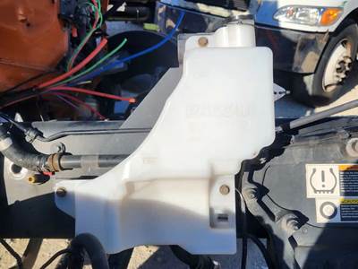 Peterbilt 579 Windshield Washer Reservoir