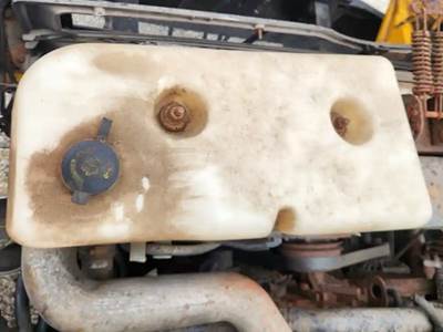 Sterling L7500 Windshield Washer Reservoir