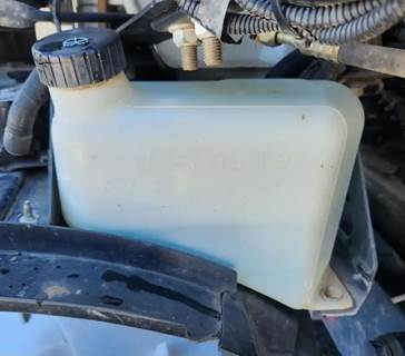 Sterling L7500 Windshield Washer Reservoir