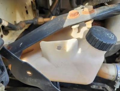 Sterling L9500 Windshield Washer Reservoir