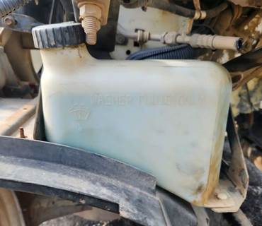 Sterling L9500 Windshield Washer Reservoir