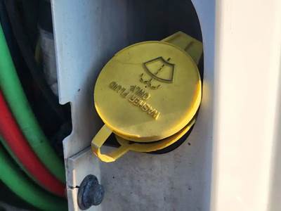 Volvo VNL Windshield Washer Reservoir