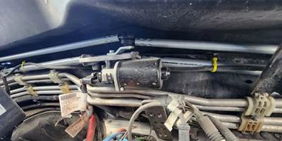 Freightliner Cascadia 125 Windshield Wiper Motor